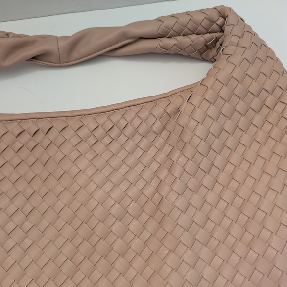 NWOT Sophisticated "Urban" Tan Vegan Leather Woven Women's Handbag - Picture 9 of 16